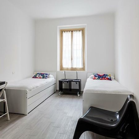 Comfortable Family Group Apartment Via Paruta Milan Exterior photo