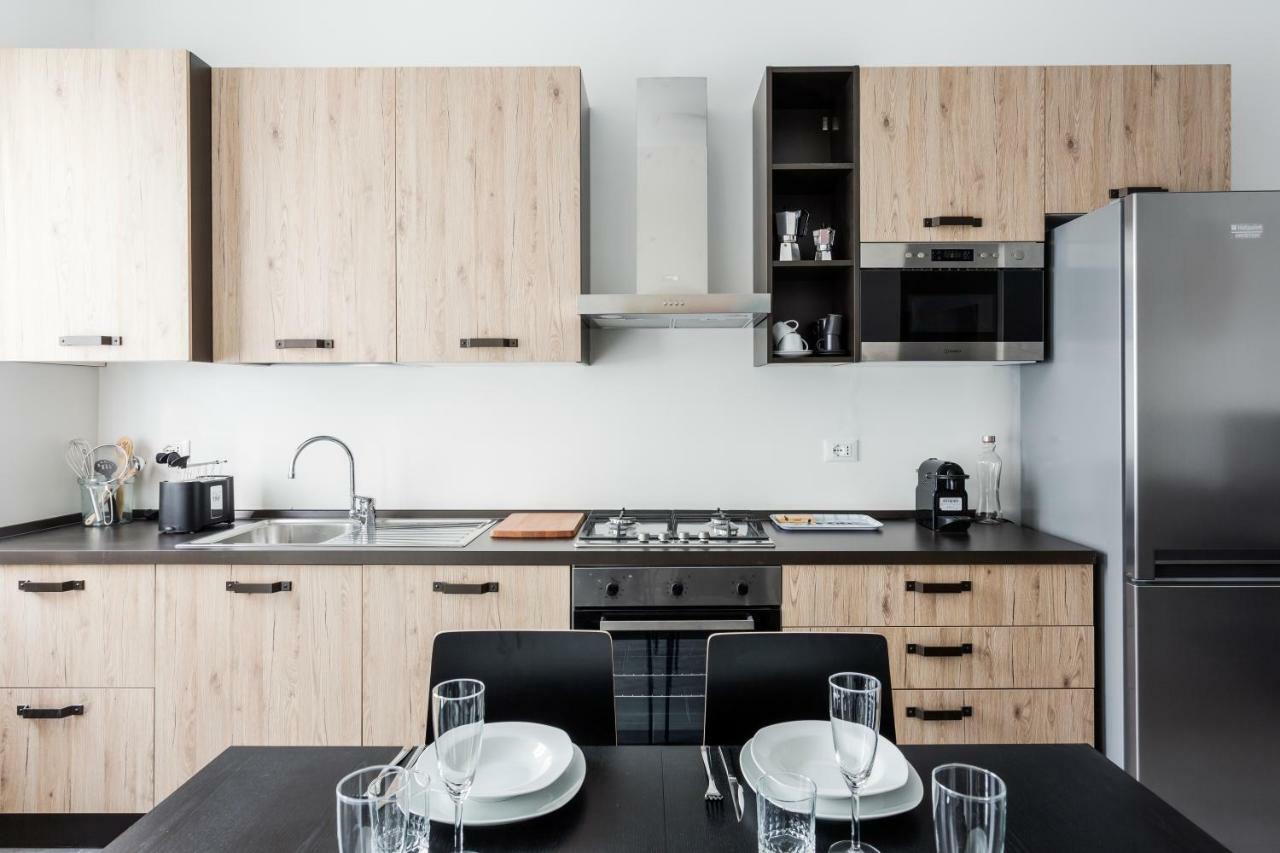 Comfortable Family Group Apartment Via Paruta Milan Exterior photo