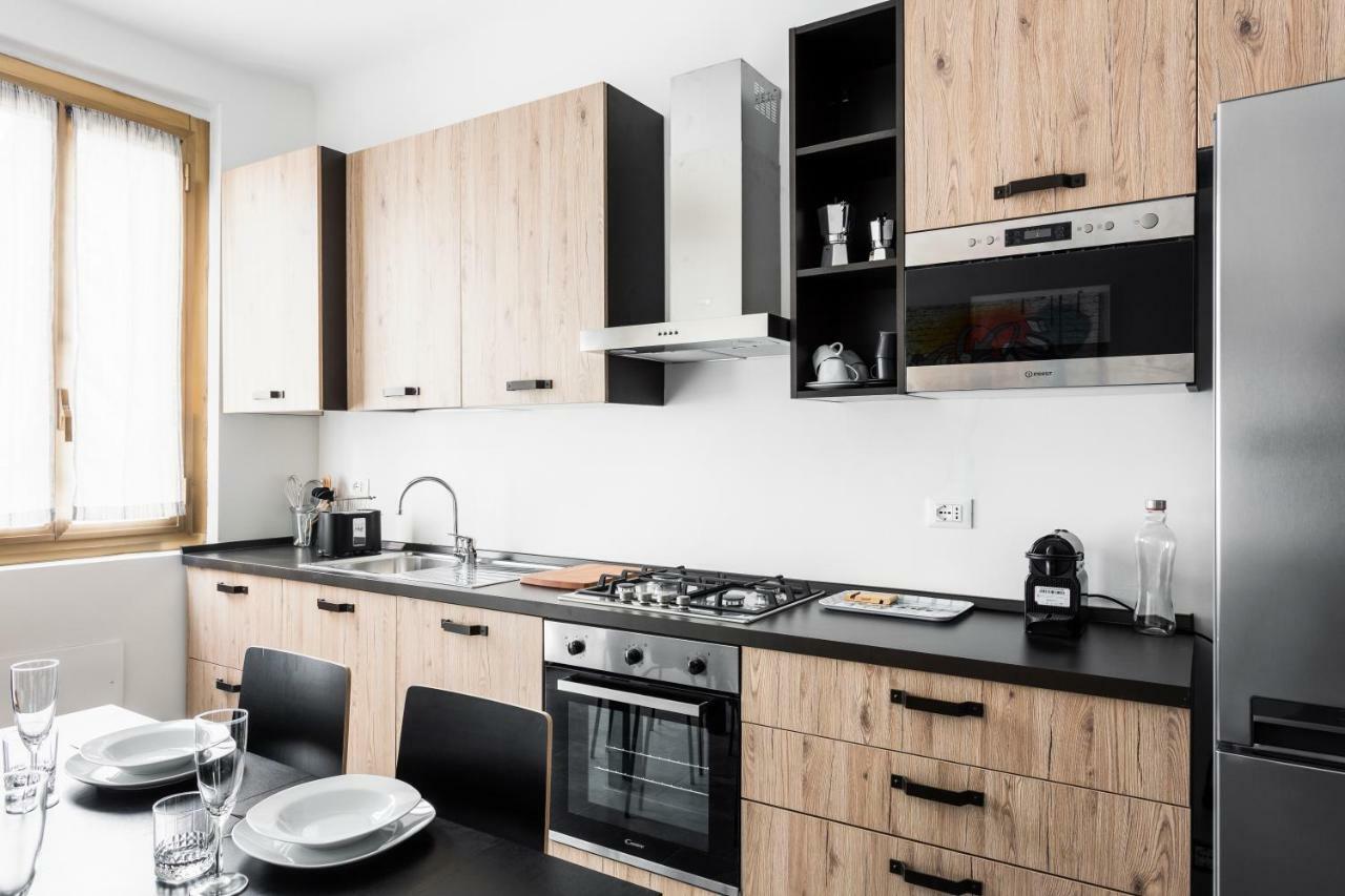 Comfortable Family Group Apartment Via Paruta Milan Exterior photo