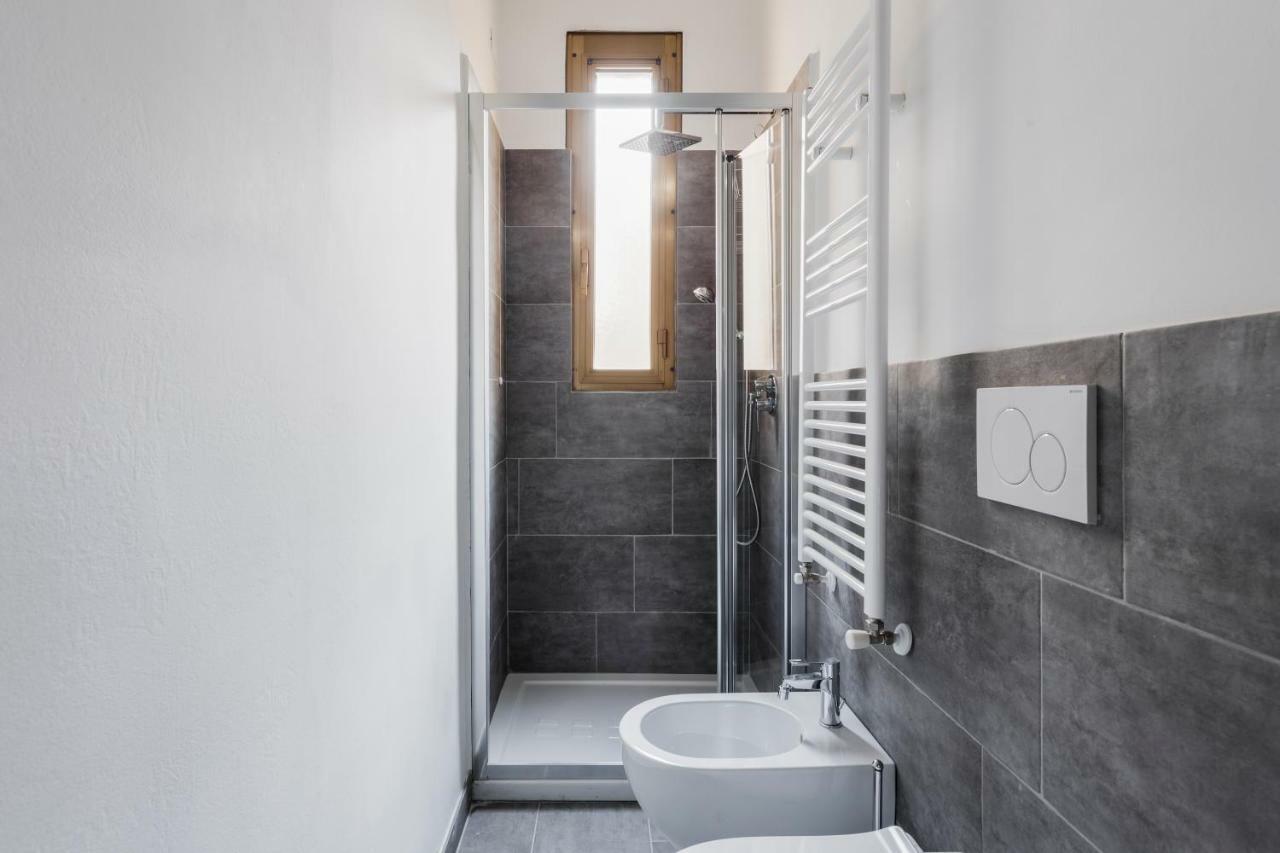 Comfortable Family Group Apartment Via Paruta Milan Exterior photo