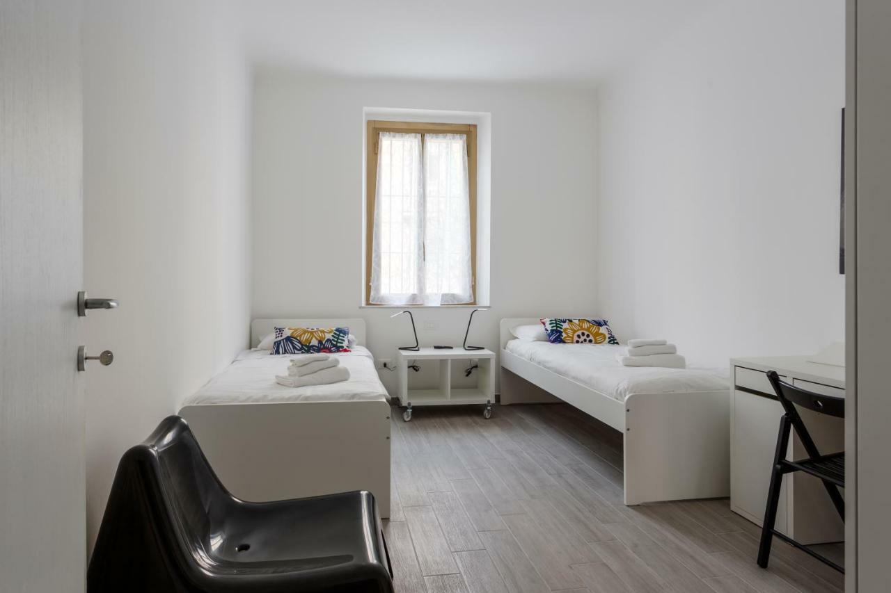 Comfortable Family Group Apartment Via Paruta Milan Exterior photo
